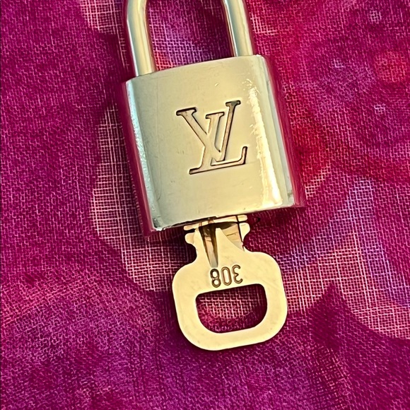 AUTHENTIC Louis Vuitton Padlock & Key Set - Picture 5 of 5